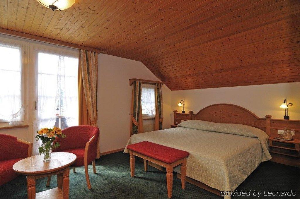 Hotel Chalet Swiss Interlaken Zimmer foto